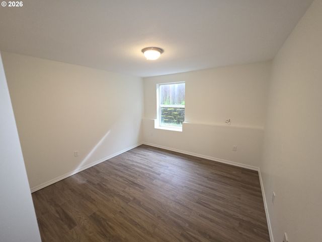 9257 Se CLINTON St 402, Portland, OR 97266