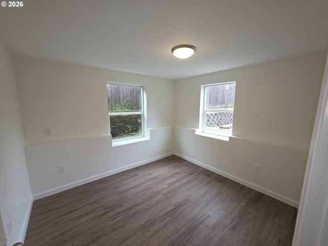 9257 Se CLINTON St 402, Portland, OR 97266