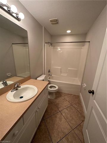 1706 Kismet PKWY E, Cape Coral, FL 33909