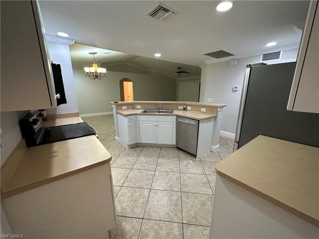 1706 Kismet PKWY E, Cape Coral, FL 33909