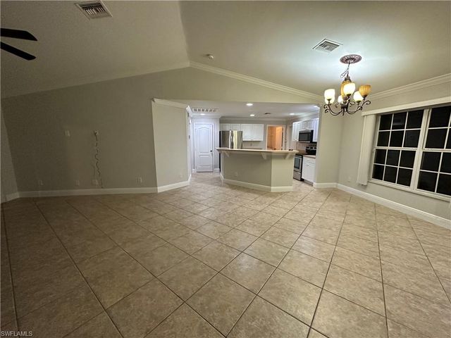 1706 Kismet PKWY E, Cape Coral, FL 33909