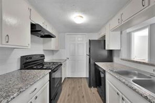 1500 S 3rd Street 7, Conroe, TX 77301