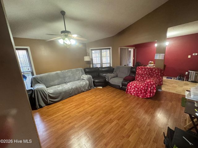 166 Bayberry Road, Newport, NC 28570