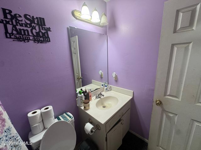 166 Bayberry Road, Newport, NC 28570