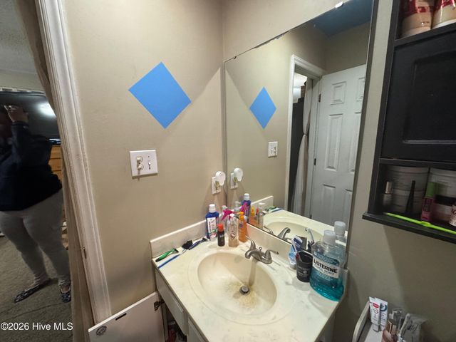 166 Bayberry Road, Newport, NC 28570