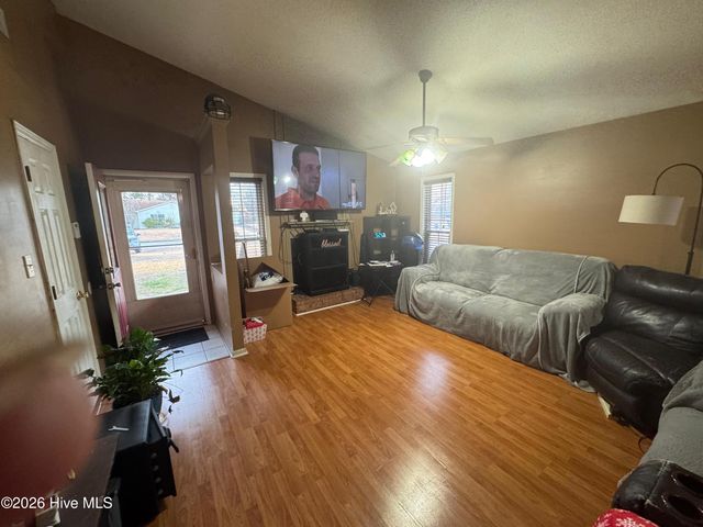 166 Bayberry Road, Newport, NC 28570