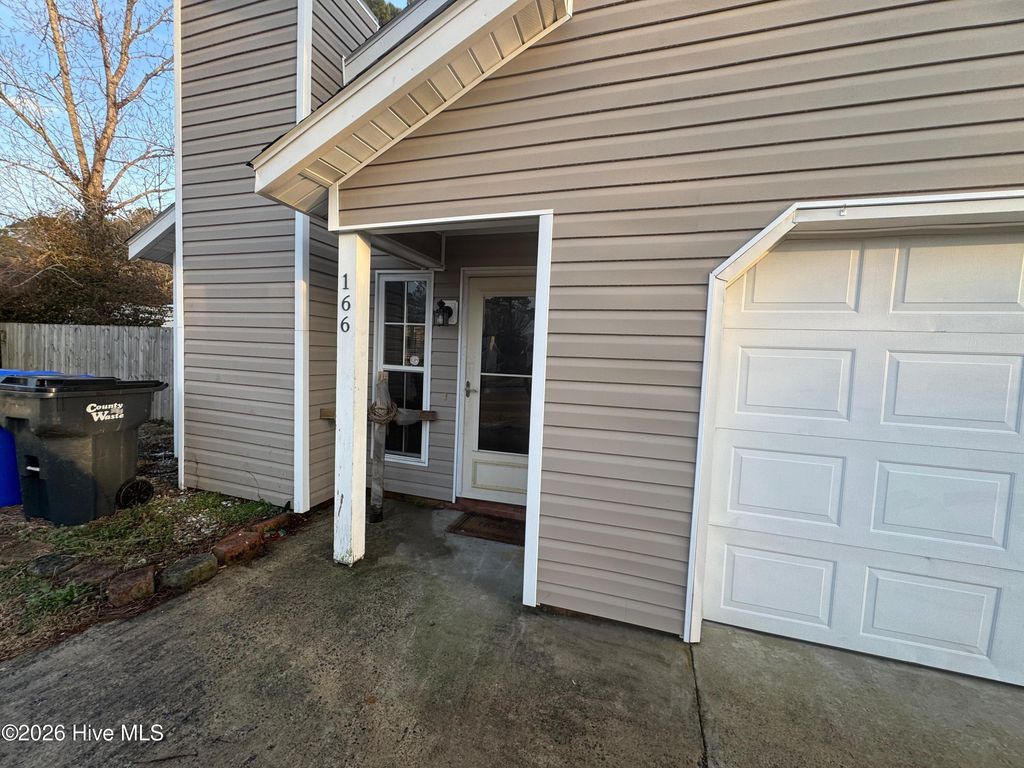 166 Bayberry Road, Newport, NC 28570