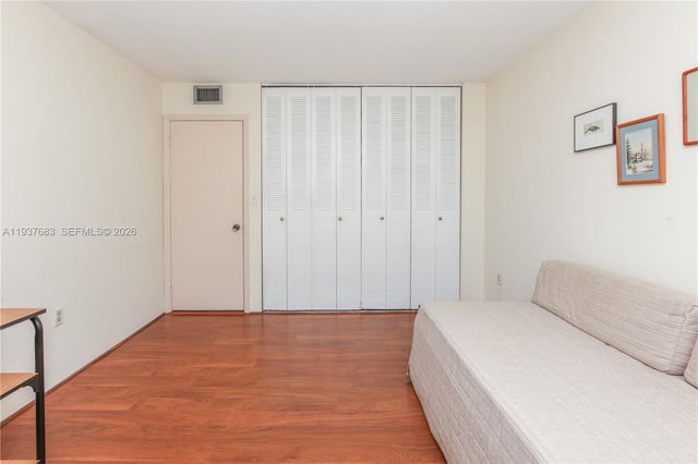 2780 NE 183rd St 901, Aventura, FL 33160