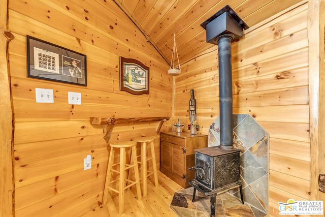 23031 Pine Needles Lane, Idyllwild, CA 92549