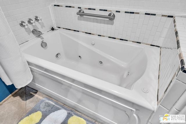 23031 Pine Needles Lane, Idyllwild, CA 92549