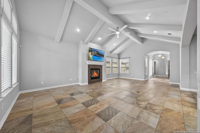 9911 Barefoot, Boerne, TX 78006