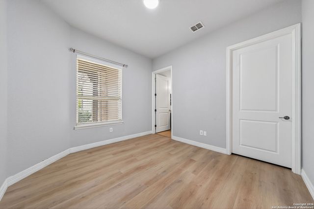 9911 Barefoot, Boerne, TX 78006