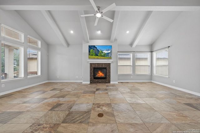 9911 Barefoot, Boerne, TX 78006