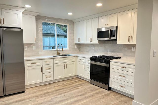 1715 Dallas St, Modesto, CA 95358