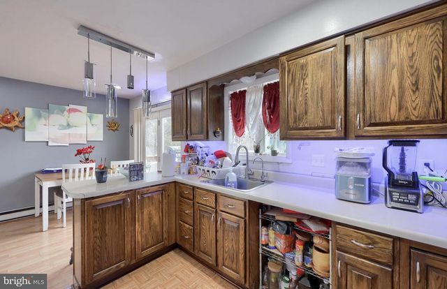 1522 MANOR BLVD, Lancaster, PA 17603