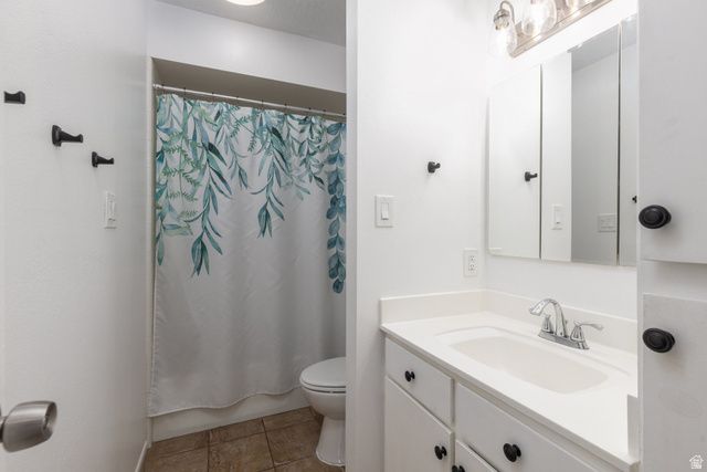 987 W BLOOMINGTON DR, Bloomington, UT 84790