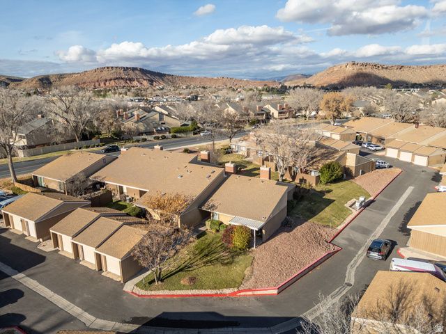 987 W BLOOMINGTON DR, Bloomington, UT 84790