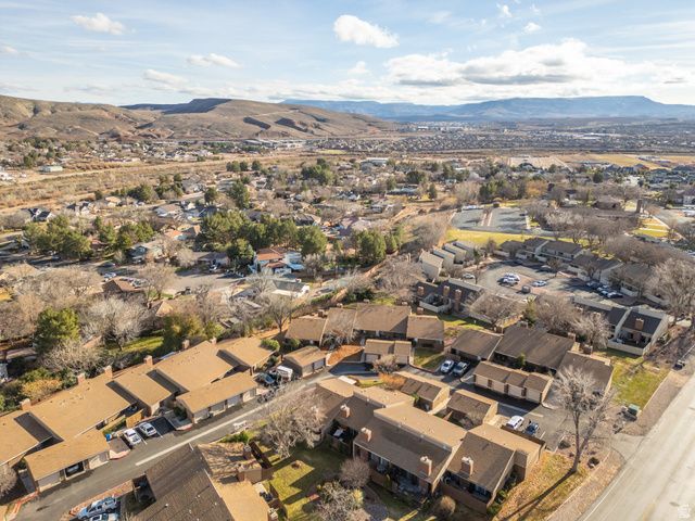 987 W BLOOMINGTON DR, Bloomington, UT 84790