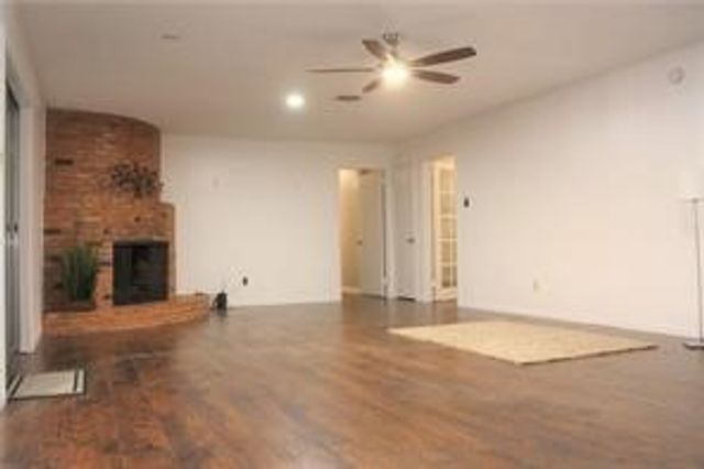 2410 Royal Acres Drive, Denton, TX 76209