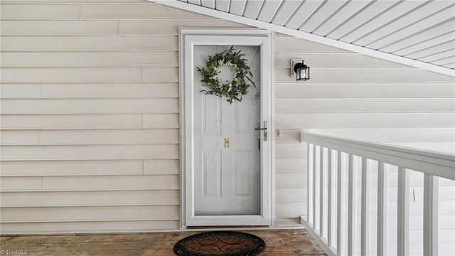 7151 Friendly Avenue H, Greensboro, NC 27410