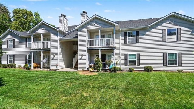7151 Friendly Avenue H, Greensboro, NC 27410