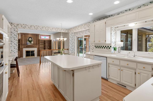 5951 Ridge Creek Road, Shoreview, MN 55126