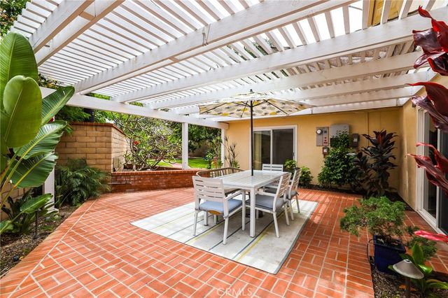 2284 Redlands, Newport Beach, CA 92660