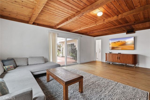 2284 Redlands, Newport Beach, CA 92660
