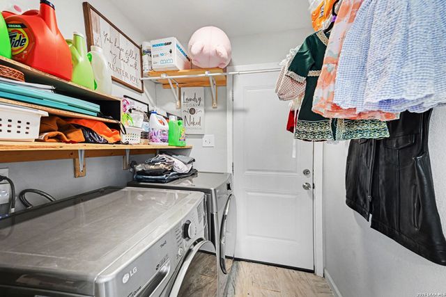 2595 County Road 128, Floresville, TX 78114