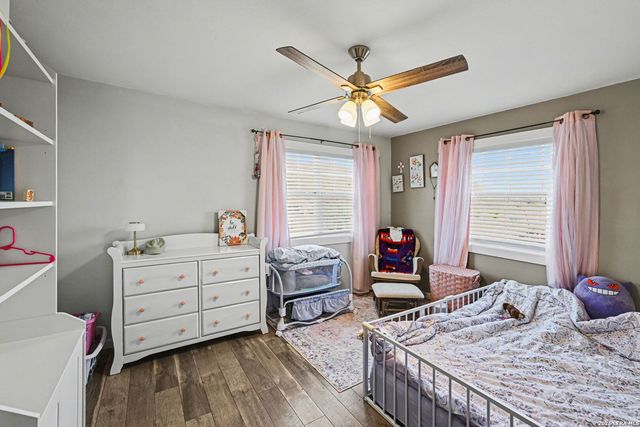 2595 County Road 128, Floresville, TX 78114