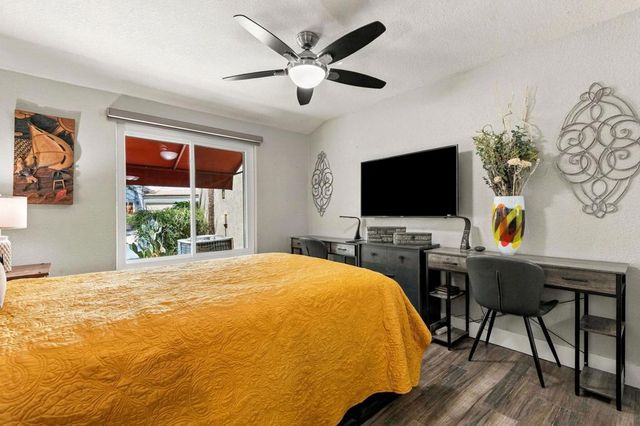 48115 Via Hermosa, La Quinta, CA 92253