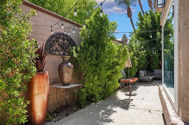 48115 Via Hermosa, La Quinta, CA 92253
