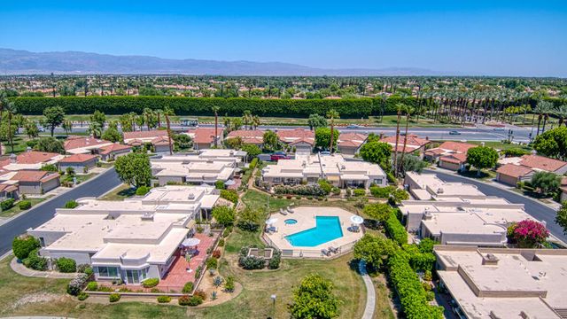 48115 Via Hermosa, La Quinta, CA 92253