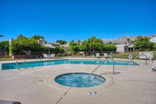 48115 Via Hermosa, La Quinta, CA 92253
