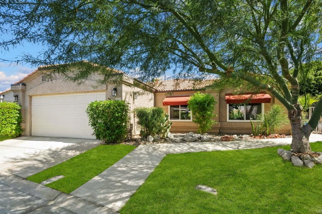 48115 Via Hermosa, La Quinta, CA 92253