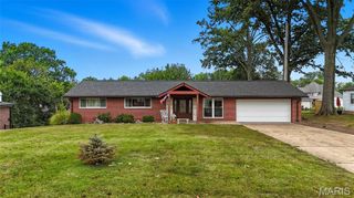 5445 Mild Drive, St Louis, MO 63129