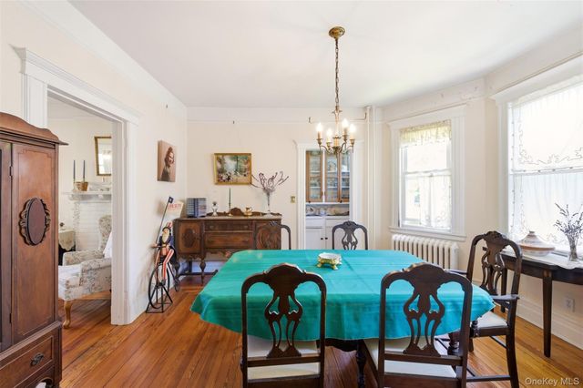 149 Maple Avenue, Westbury, NY 11590