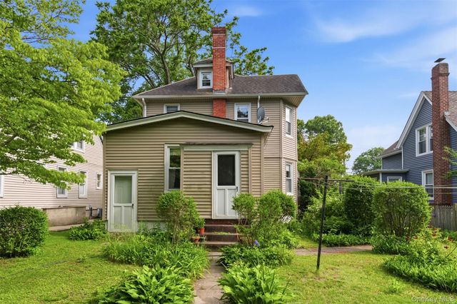 149 Maple Avenue, Westbury, NY 11590