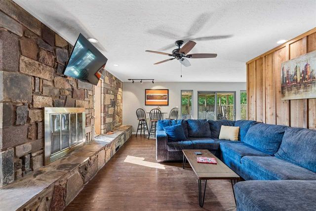 211 Ketch Creek Dr, Lawton, OK 73507