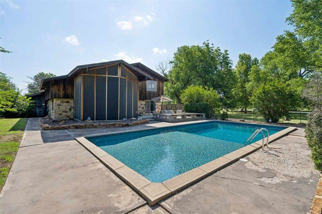 211 Ketch Creek Dr, Lawton, OK 73507