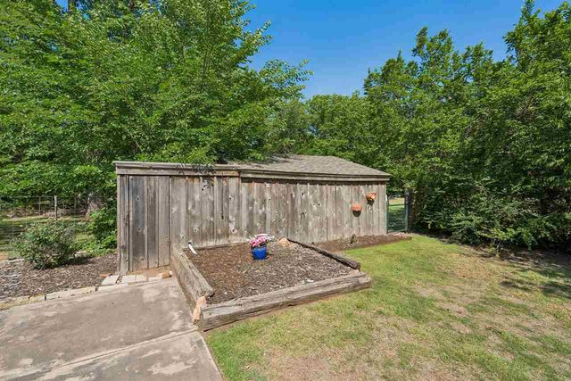 211 Ketch Creek Dr, Lawton, OK 73507