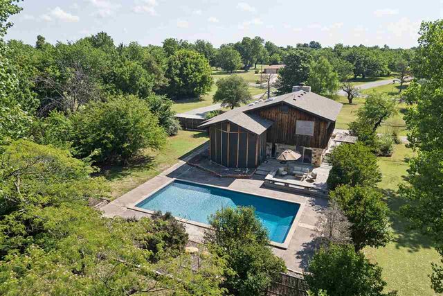 211 Ketch Creek Dr, Lawton, OK 73507