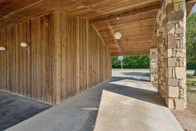 211 Ketch Creek Dr, Lawton, OK 73507