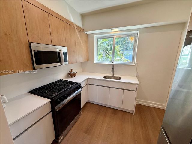 1535 West Ave 5, Miami Beach, FL 33139