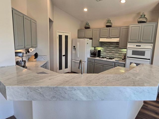 29234 W Laguna Drive, Cathedral City, CA 92234
