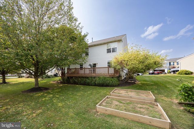 102 HYACINTH WAY, Coatesville, PA 19320