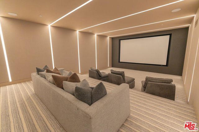 1676 Alta Mura Road, Pacific Palisades (los Angeles), CA 90272