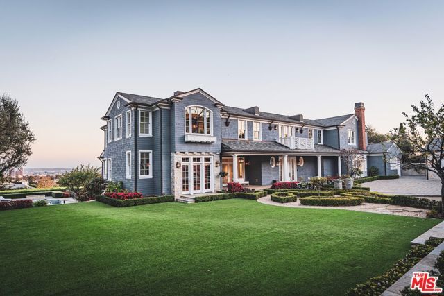 1676 Alta Mura Road, Pacific Palisades (los Angeles), CA 90272