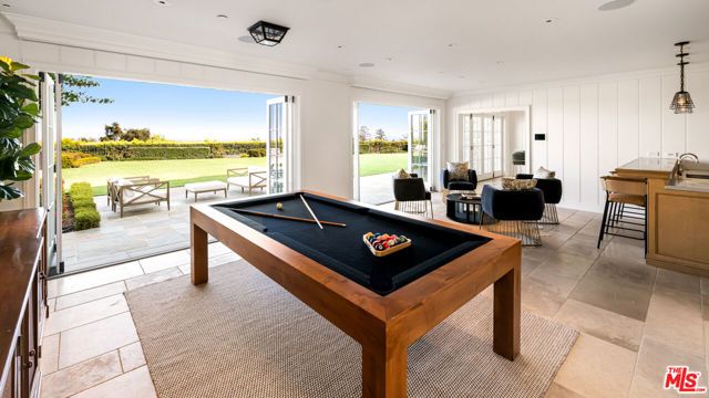 1676 Alta Mura Road, Pacific Palisades (los Angeles), CA 90272