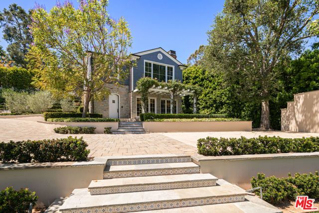1676 Alta Mura Road, Pacific Palisades (los Angeles), CA 90272